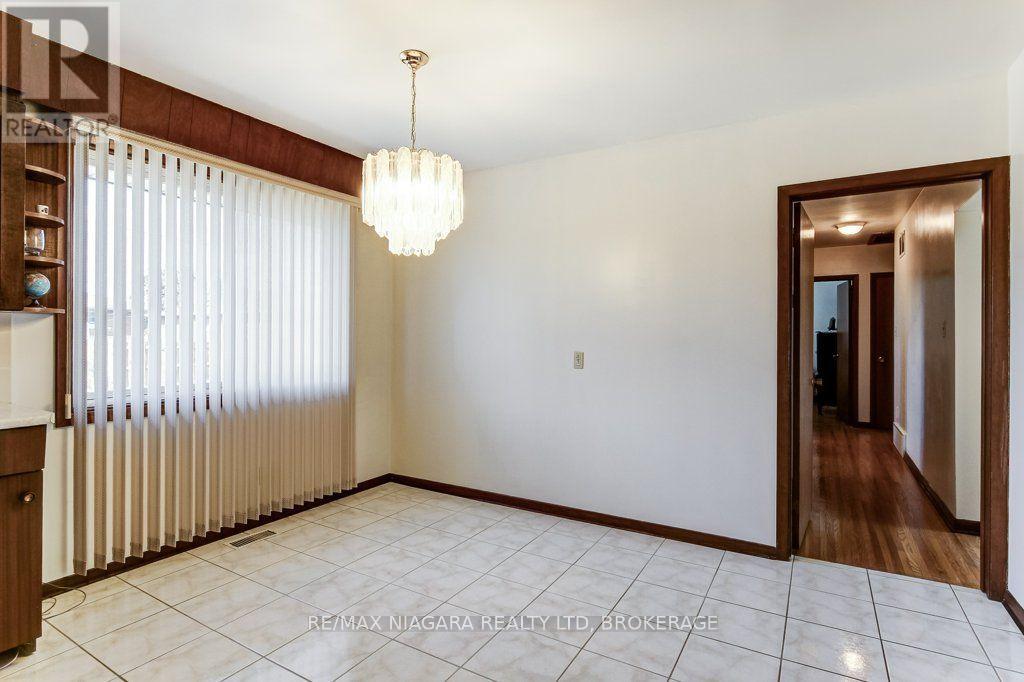 19 Eastdale Crescent, Welland, Ontario  L3B 1E6 - Photo 19 - X13704108