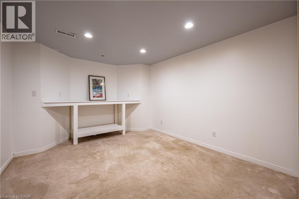 743 Butternut Avenue, Waterloo, Ontario  N2V 2M3 - Photo 38 - 40857751