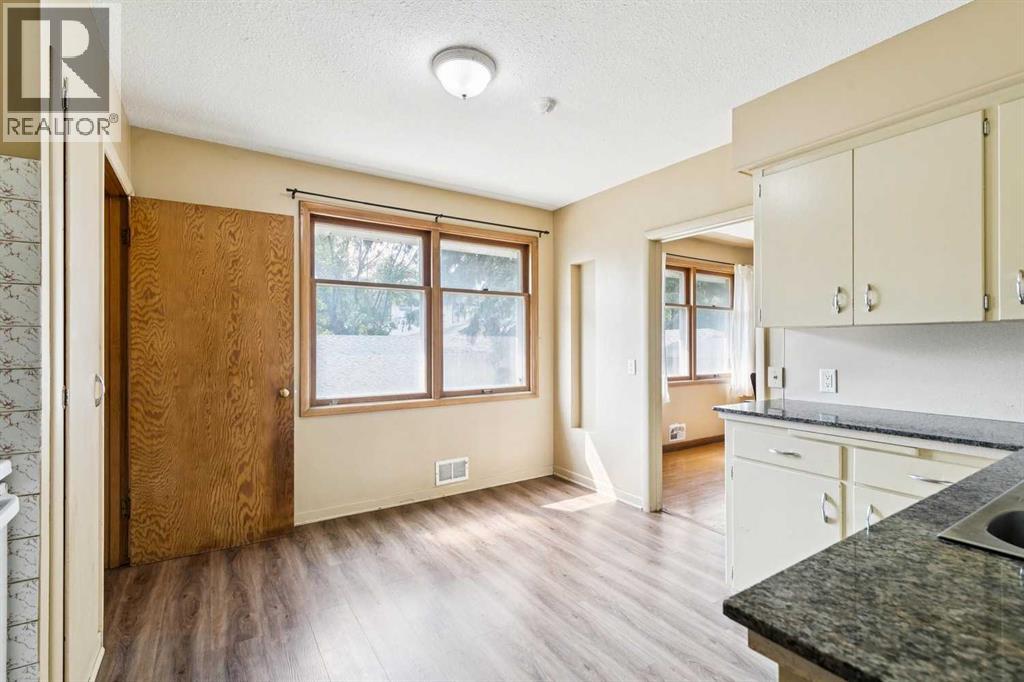 3103 13 Avenue SW, Calgary, Alberta  T3C 0V3 - Photo 11 - A2328405