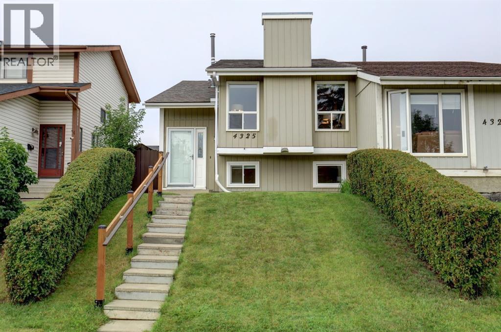 4325 58 Street NE, Calgary, Alberta  T1Y 4G2 - Photo 2 - A2337928