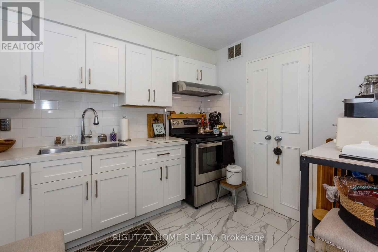 706 - 1881 Jane Street, Toronto, Ontario  M9N 3S7 - Photo 19 - C13698768