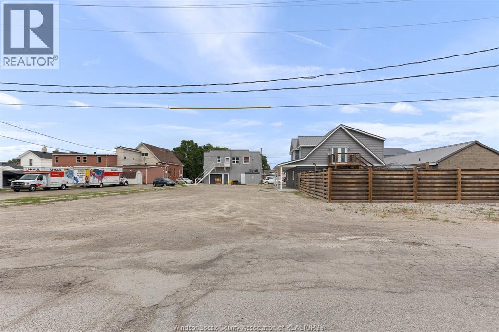 109 Albert Street, Essex, Ontario  N8M 3A6 - Photo 3 - 26020242