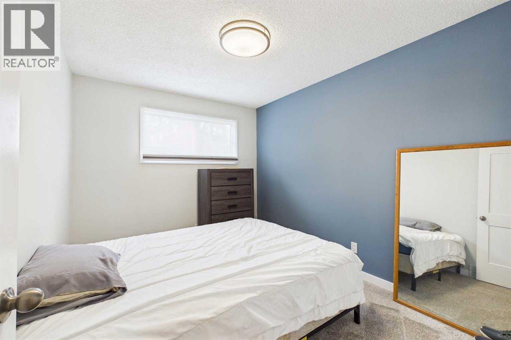 44 Woodbrook Place Sw, Calgary, Alberta  T2W 3Z4 - Photo 25 - A2335127