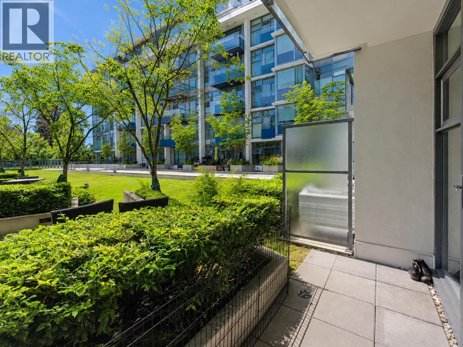 131 1777 W 7th Avenue, Vancouver, British Columbia  V6J 0E5 - Photo 2 - R3148482