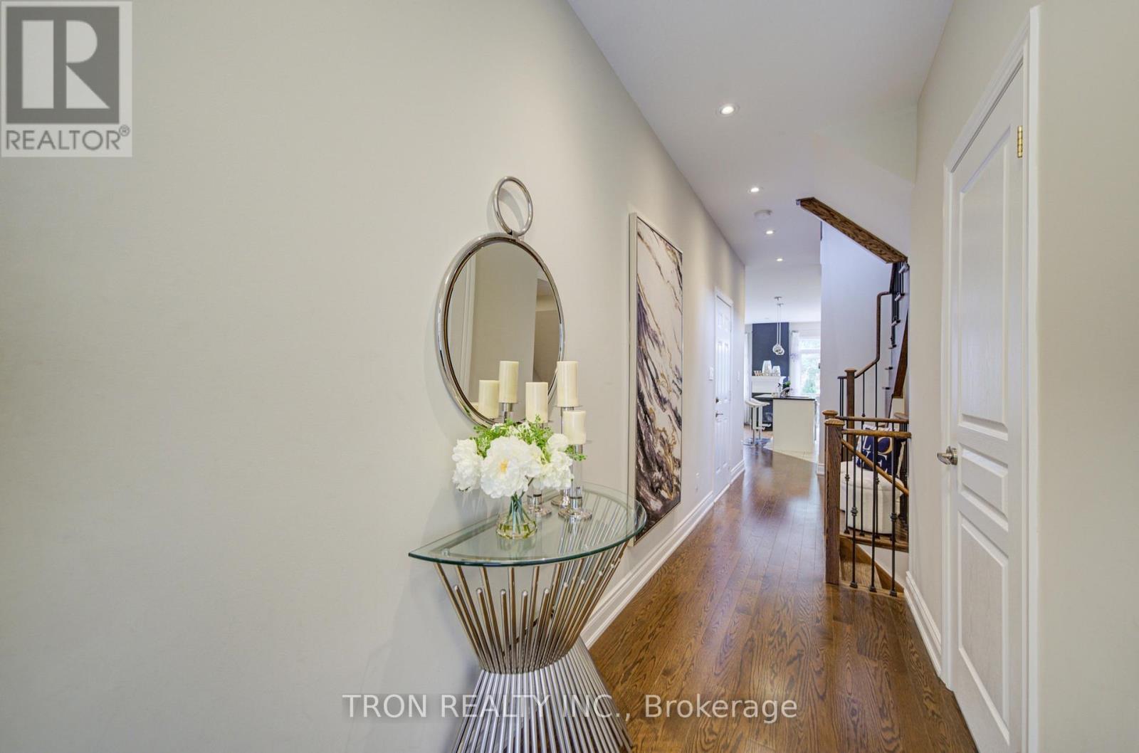 33 Mazarine Lane, Richmond Hill, Ontario  L4S 0G2 - Photo 7 - N13704078