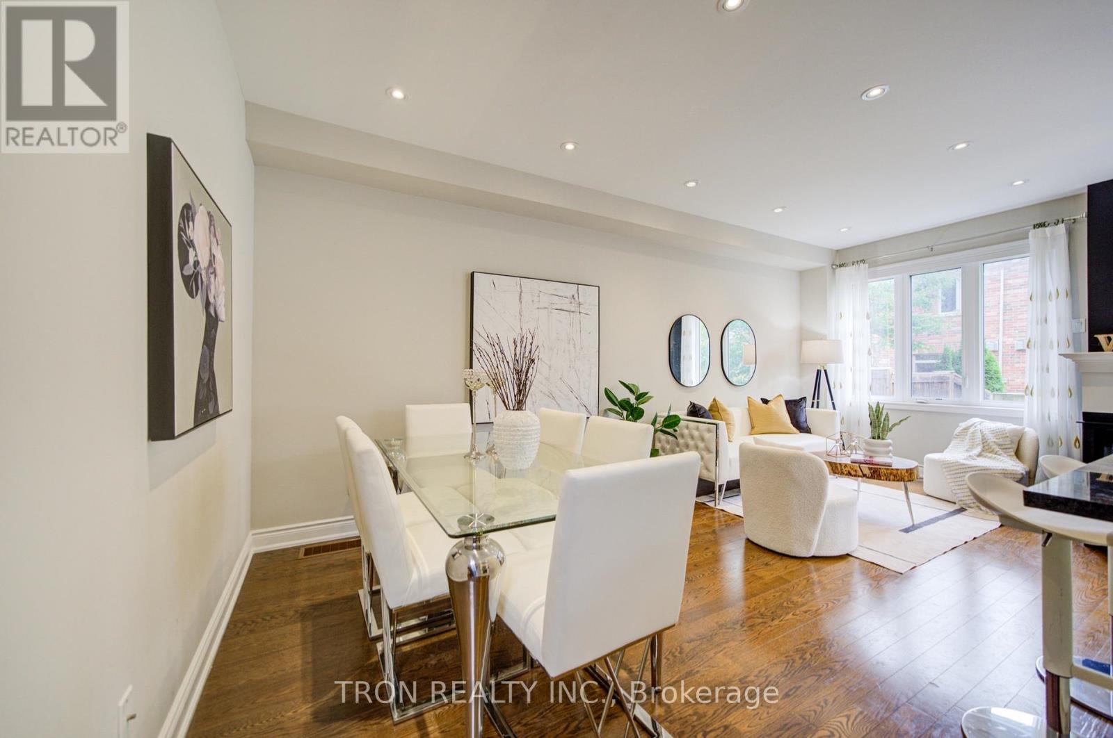 33 Mazarine Lane, Richmond Hill, Ontario  L4S 0G2 - Photo 9 - N13704078