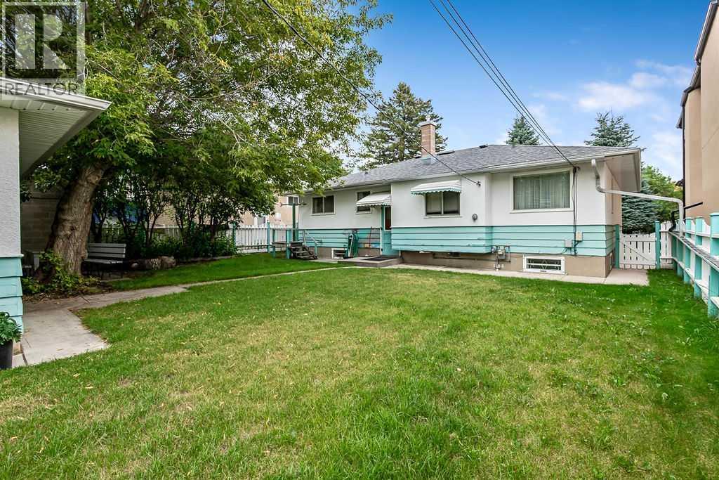 3335 38 Street Sw, Calgary, Alberta  T3E 3G6 - Photo 27 - A2338991