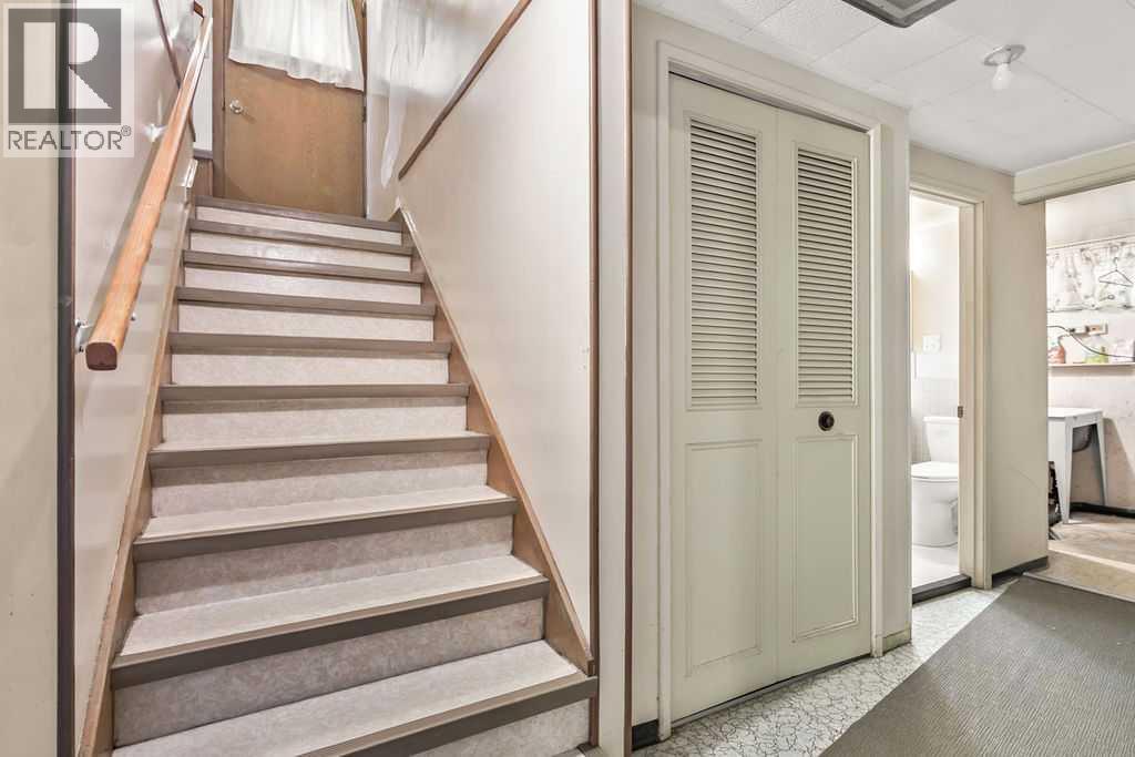 3335 38 Street Sw, Calgary, Alberta  T3E 3G6 - Photo 17 - A2338991