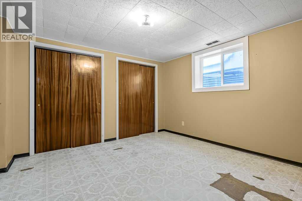 3335 38 Street Sw, Calgary, Alberta  T3E 3G6 - Photo 23 - A2338991