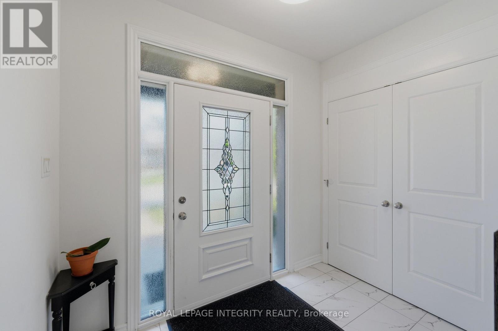 43 Cento Way, Ottawa, Ontario  K2S 0W4 - Photo 3 - X13704280