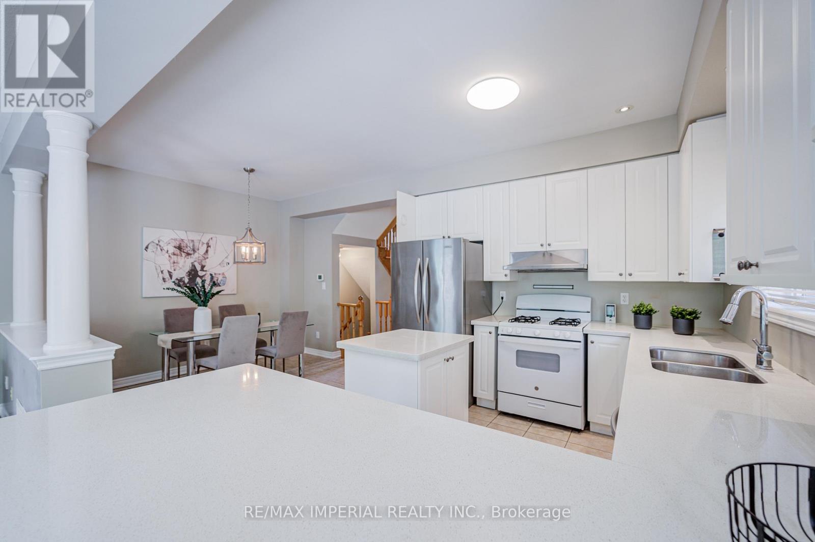 1233 Agram Drive, Oakville, Ontario  L6H 7P1 - Photo 14 - W13704288
