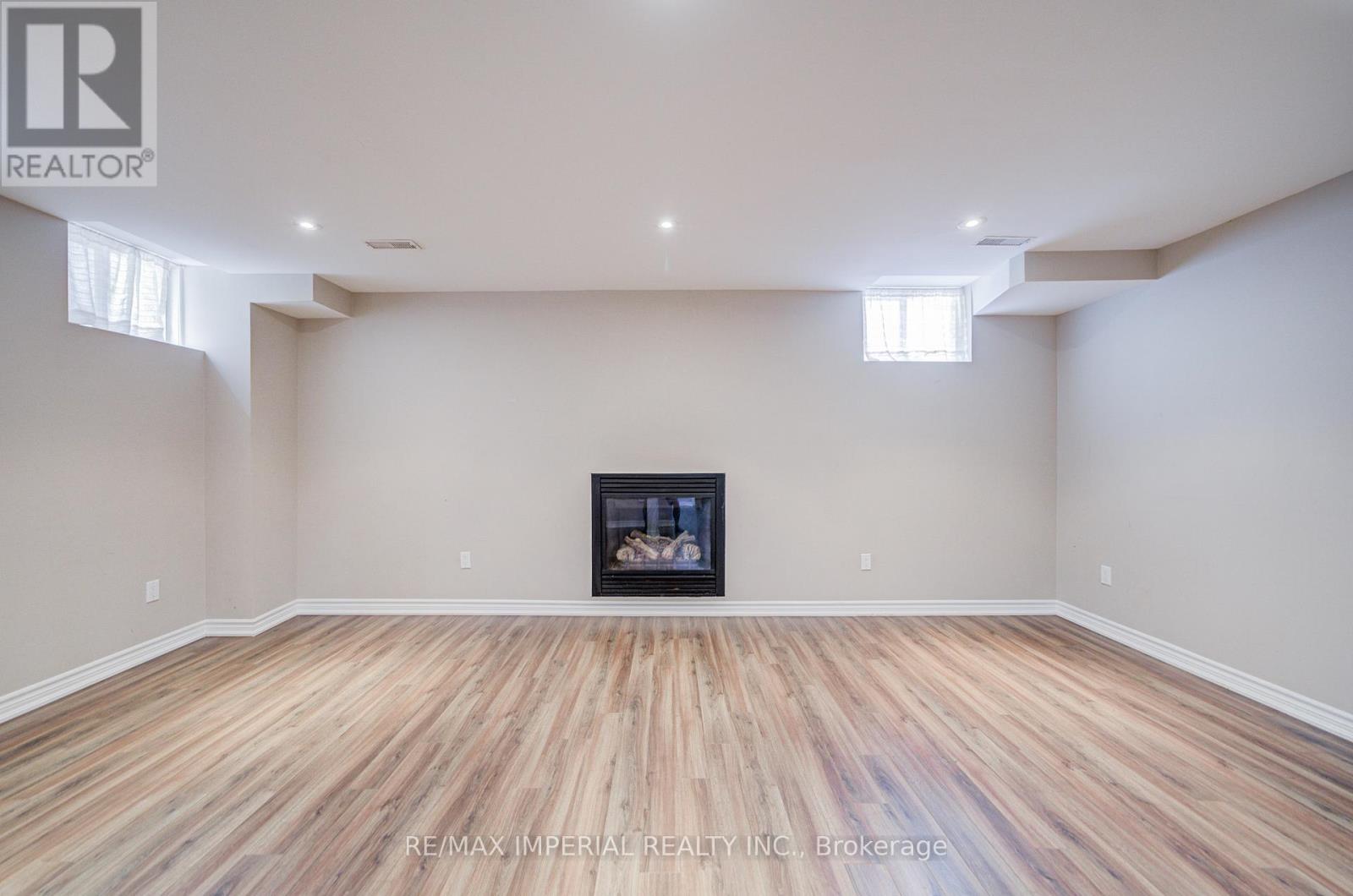 1233 Agram Drive, Oakville, Ontario  L6H 7P1 - Photo 42 - W13704288