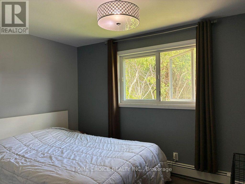 Unit 2 (Upper Unit) - 50 Fringewood Drive, Ottawa, Ontario K2S 1T8 - Photo 24 - X13694068
