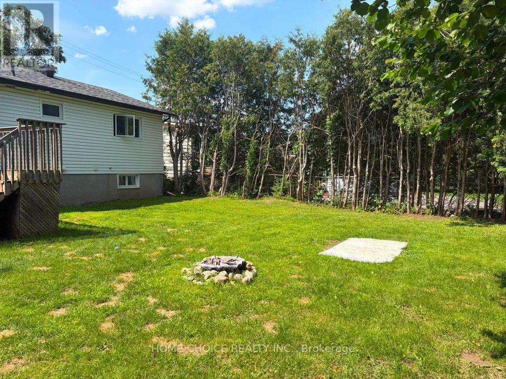 Unit 2 (Upper Unit) - 50 Fringewood Drive, Ottawa, Ontario K2S 1T8 - Photo 28 - X13694068