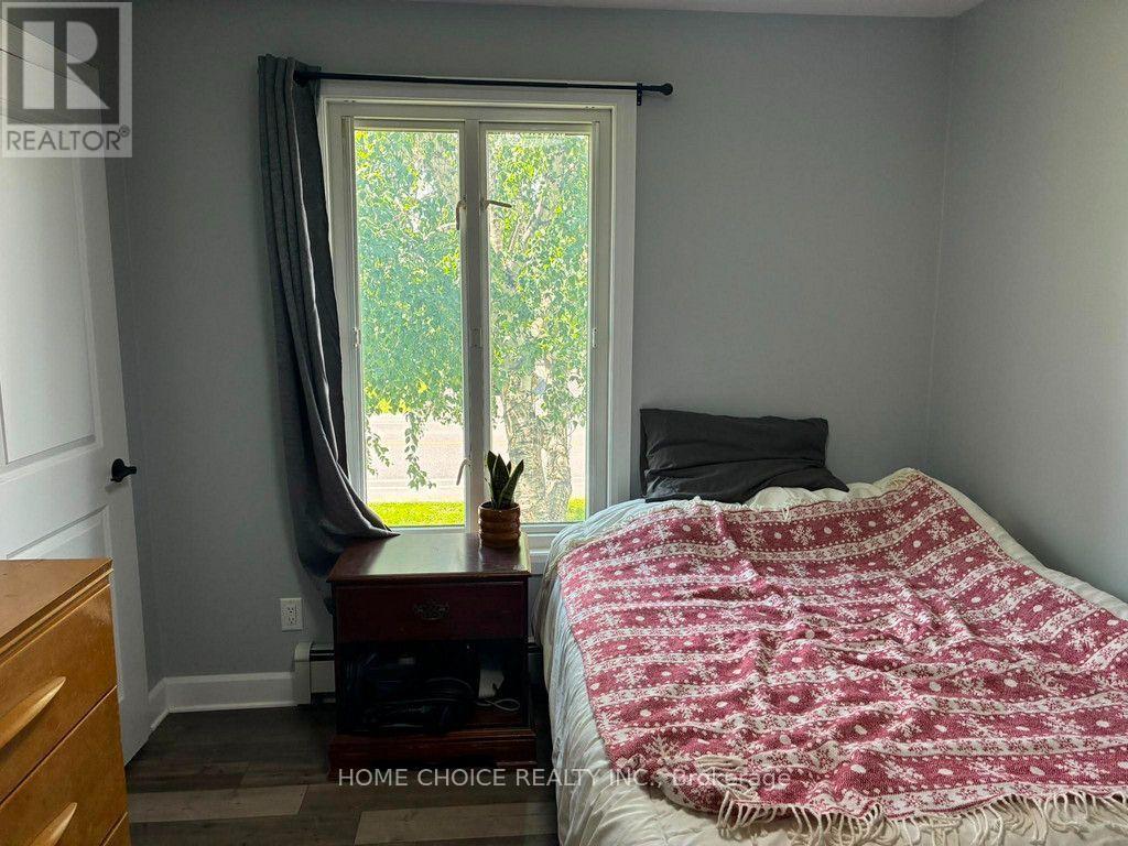 Unit 2 (Upper Unit) - 50 Fringewood Drive, Ottawa, Ontario K2S 1T8 - Photo 20 - X13694068