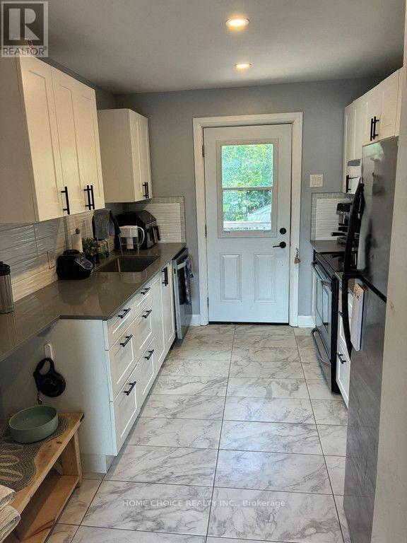 Unit 2 (Upper Unit) - 50 Fringewood Drive, Ottawa, Ontario K2S 1T8 - Photo 9 - X13694068