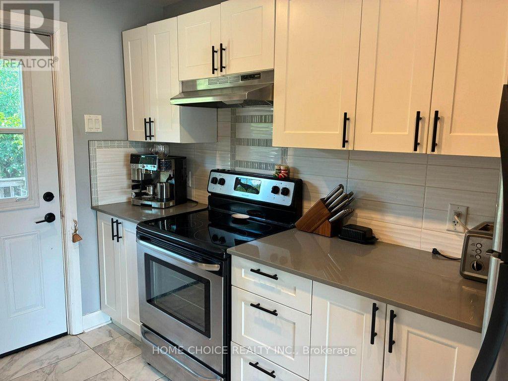 Unit 2 (Upper Unit) - 50 Fringewood Drive, Ottawa, Ontario K2S 1T8 - Photo 7 - X13694068
