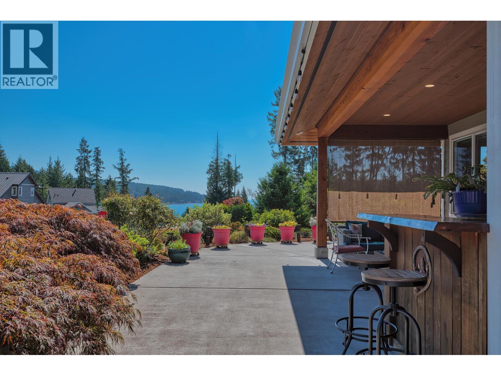 9326 JORGENSEN PLACE, Halfmoon Bay, British Columbia