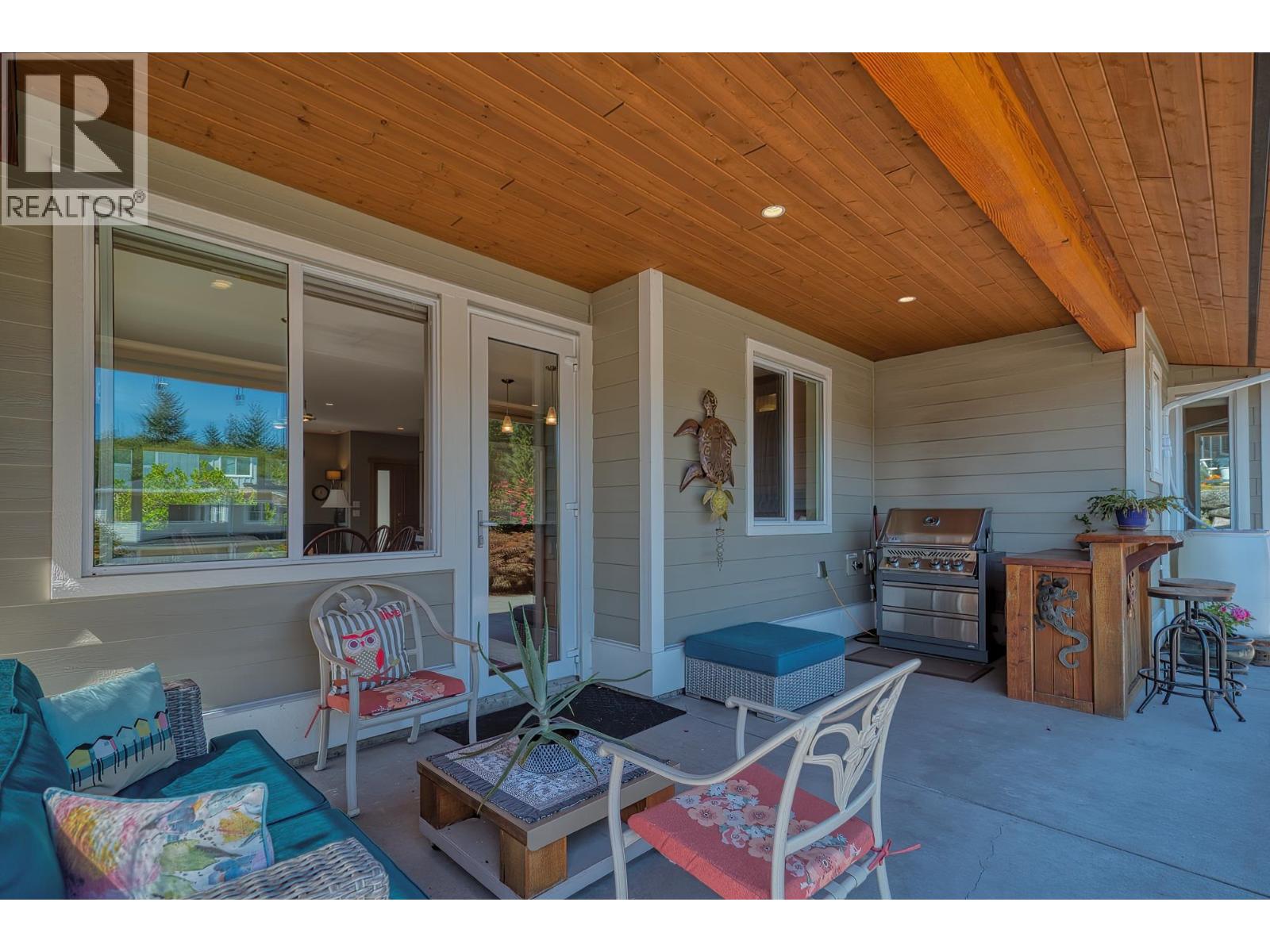 9326 Jorgensen Place, Halfmoon Bay, British Columbia  V7Z 1B4 - Photo 14 - R3158056