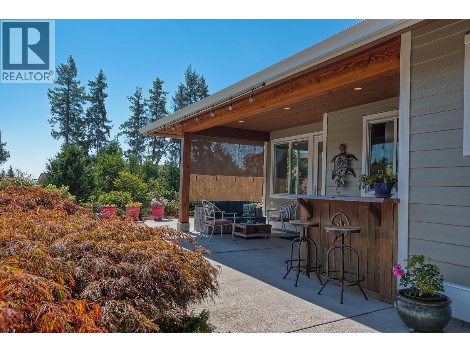 9326 Jorgensen Place, Halfmoon Bay, British Columbia  V7Z 1B4 - Photo 19 - R3158056