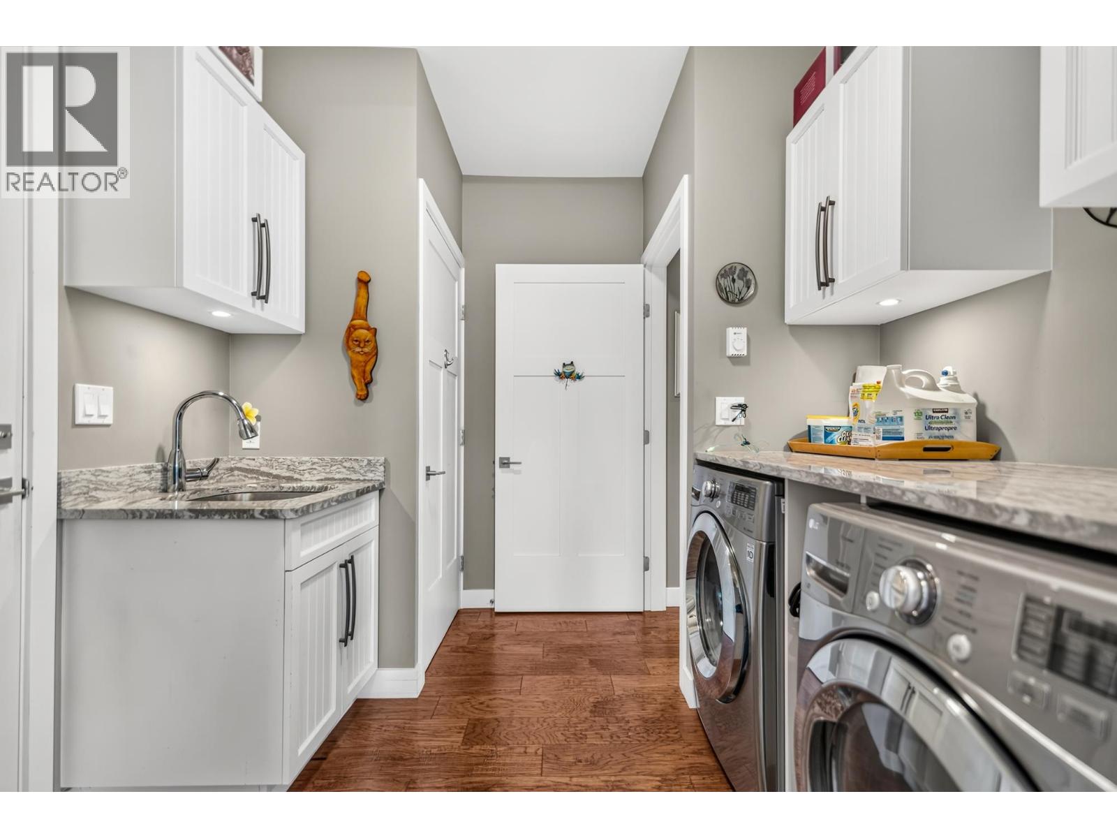 9326 Jorgensen Place, Halfmoon Bay, British Columbia  V7Z 1B4 - Photo 28 - R3158056