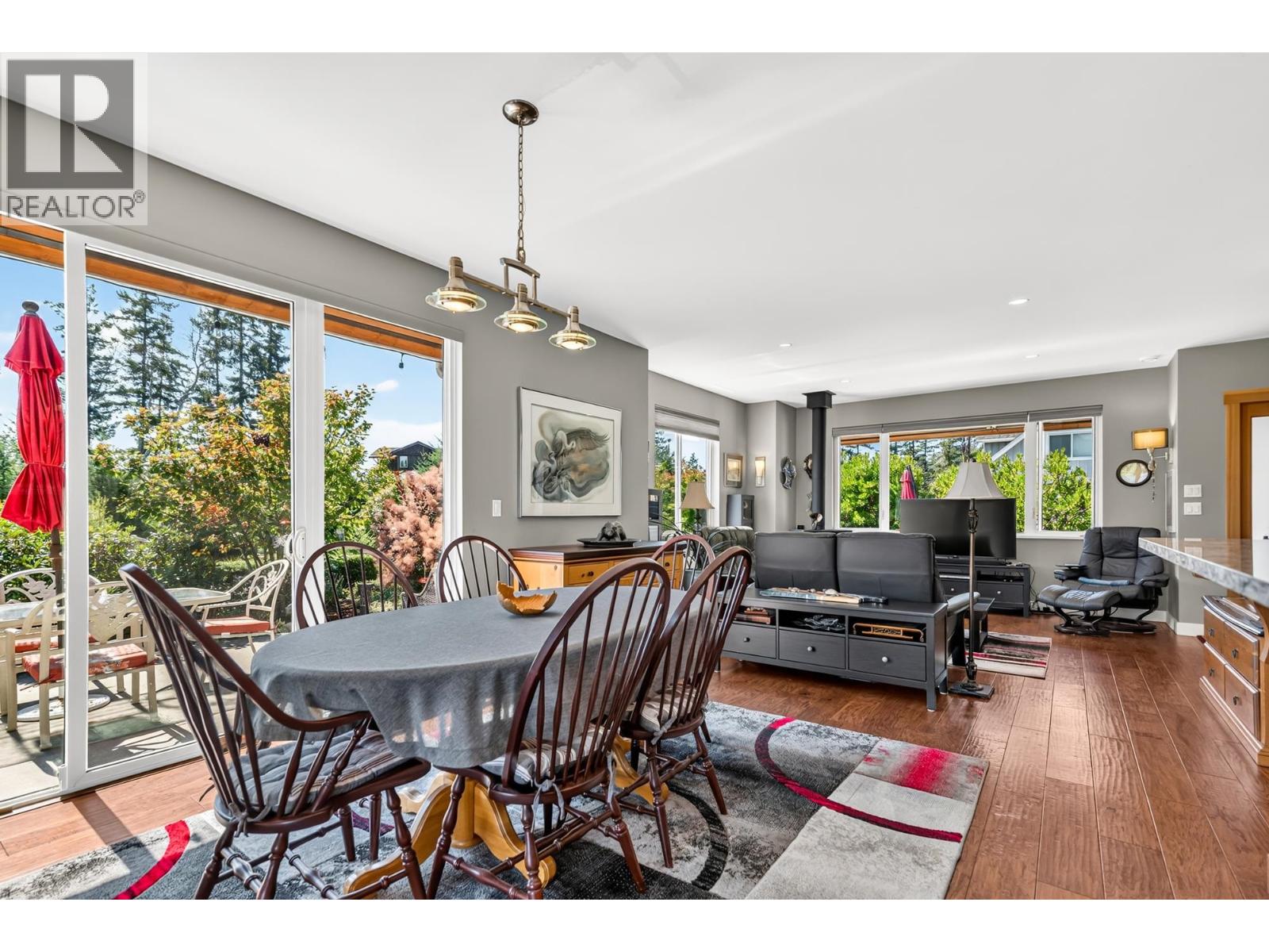 9326 Jorgensen Place, Halfmoon Bay, British Columbia  V7Z 1B4 - Photo 7 - R3158056