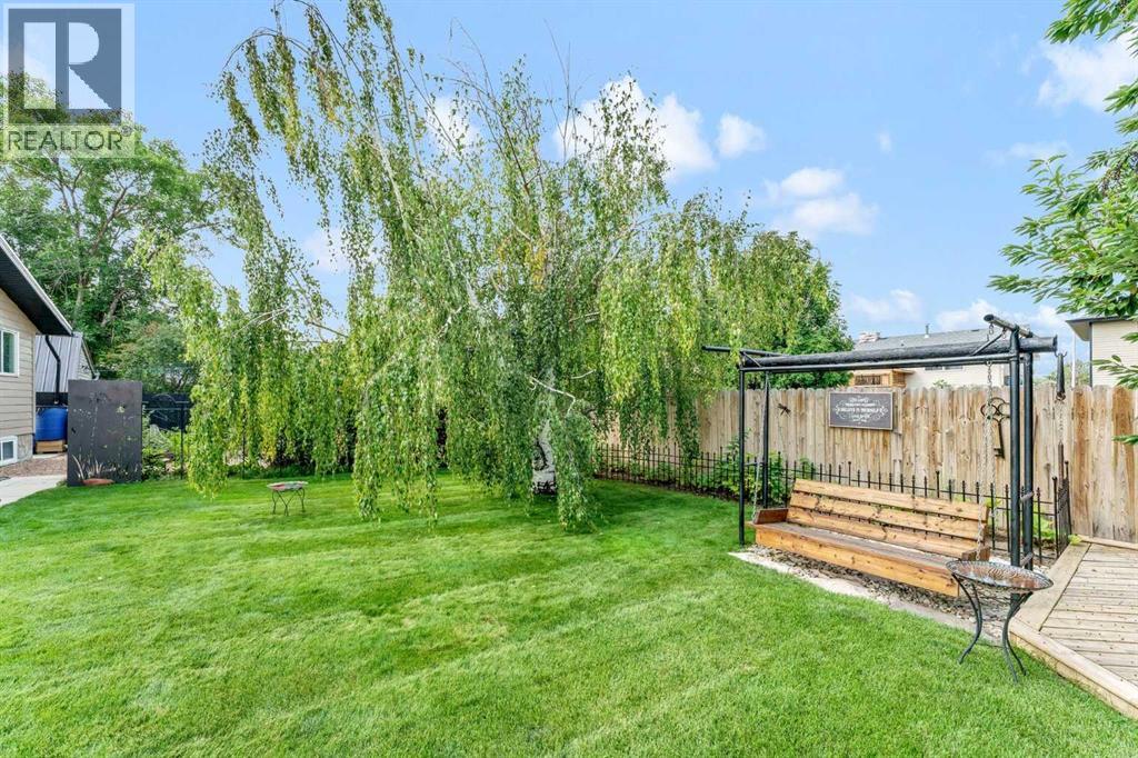 52 Chinook Way W, Brooks, Alberta  T1R 0C6 - Photo 49 - A2339436
