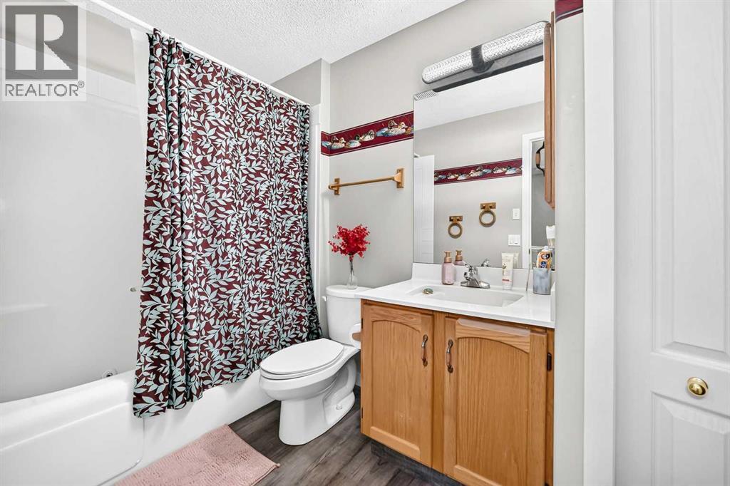 92 San Diego Green Ne, Calgary, Alberta  T1Y 7C5 - Photo 18 - A2330945