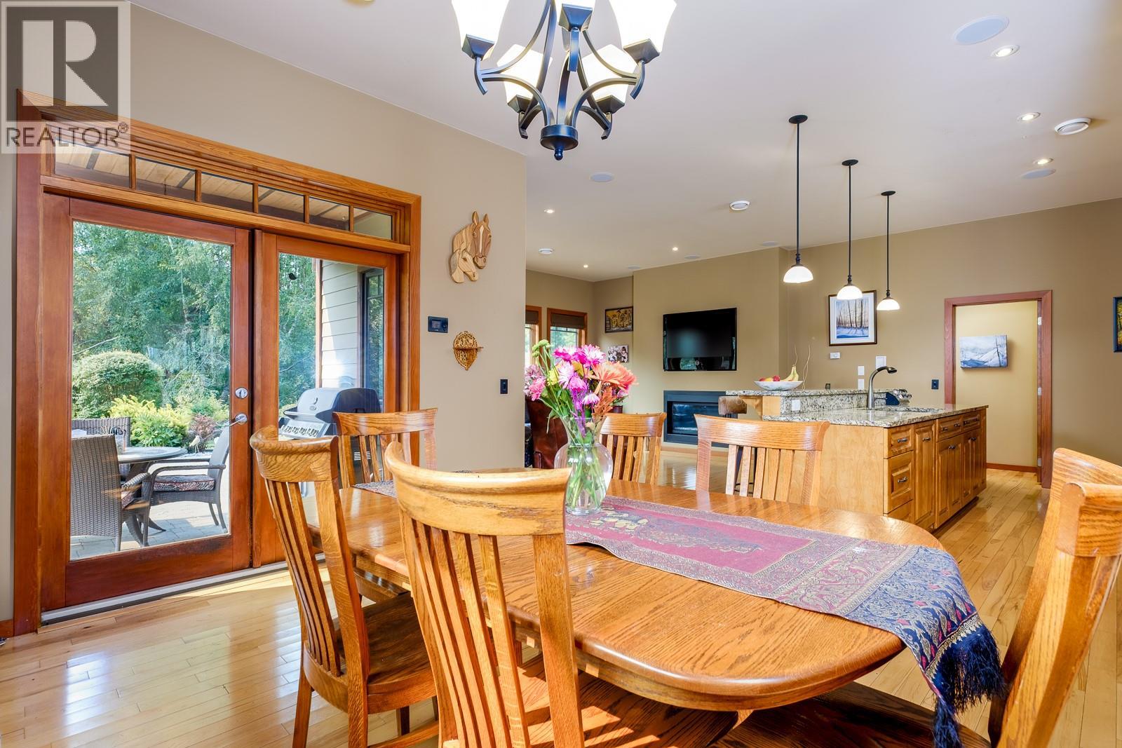 903 Redstone Drive, Rossland, British Columbia  V0G 1Y0 - Photo 12 - 10398064