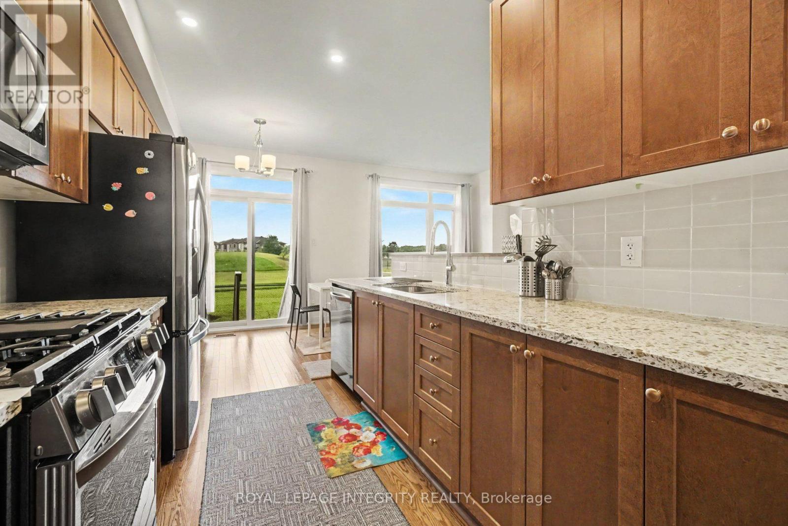 226 Monticello Avenue, Ottawa, Ontario  K2S 2R7 - Photo 10 - X13704308