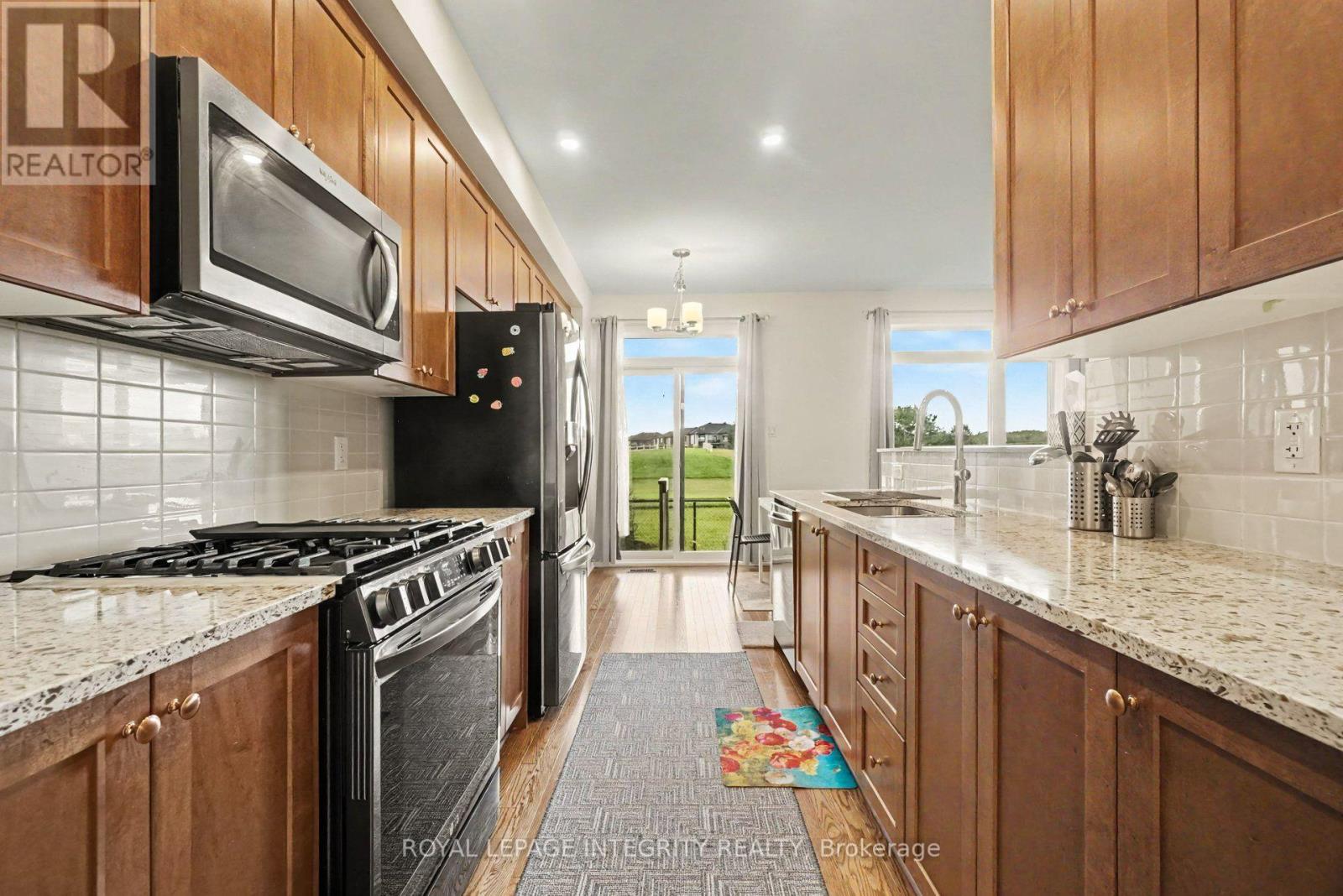 226 Monticello Avenue, Ottawa, Ontario  K2S 2R7 - Photo 12 - X13704308