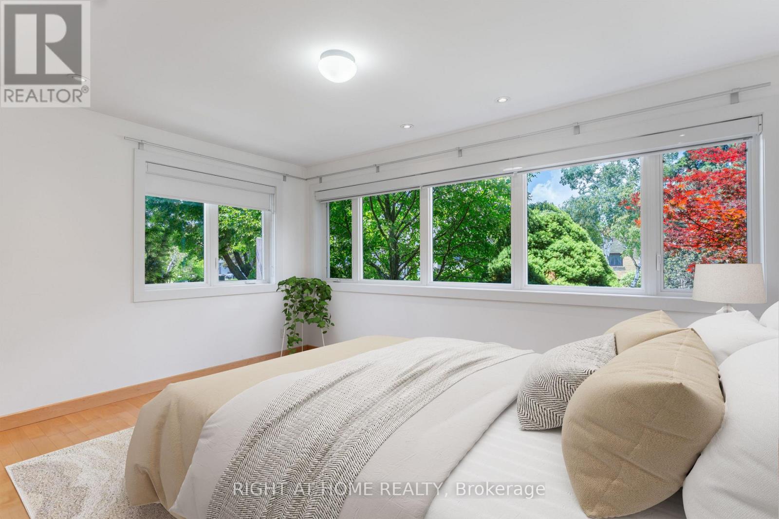 49 Tottenham Road, Toronto, Ontario  M3C 2J5 - Photo 18 - C13704312