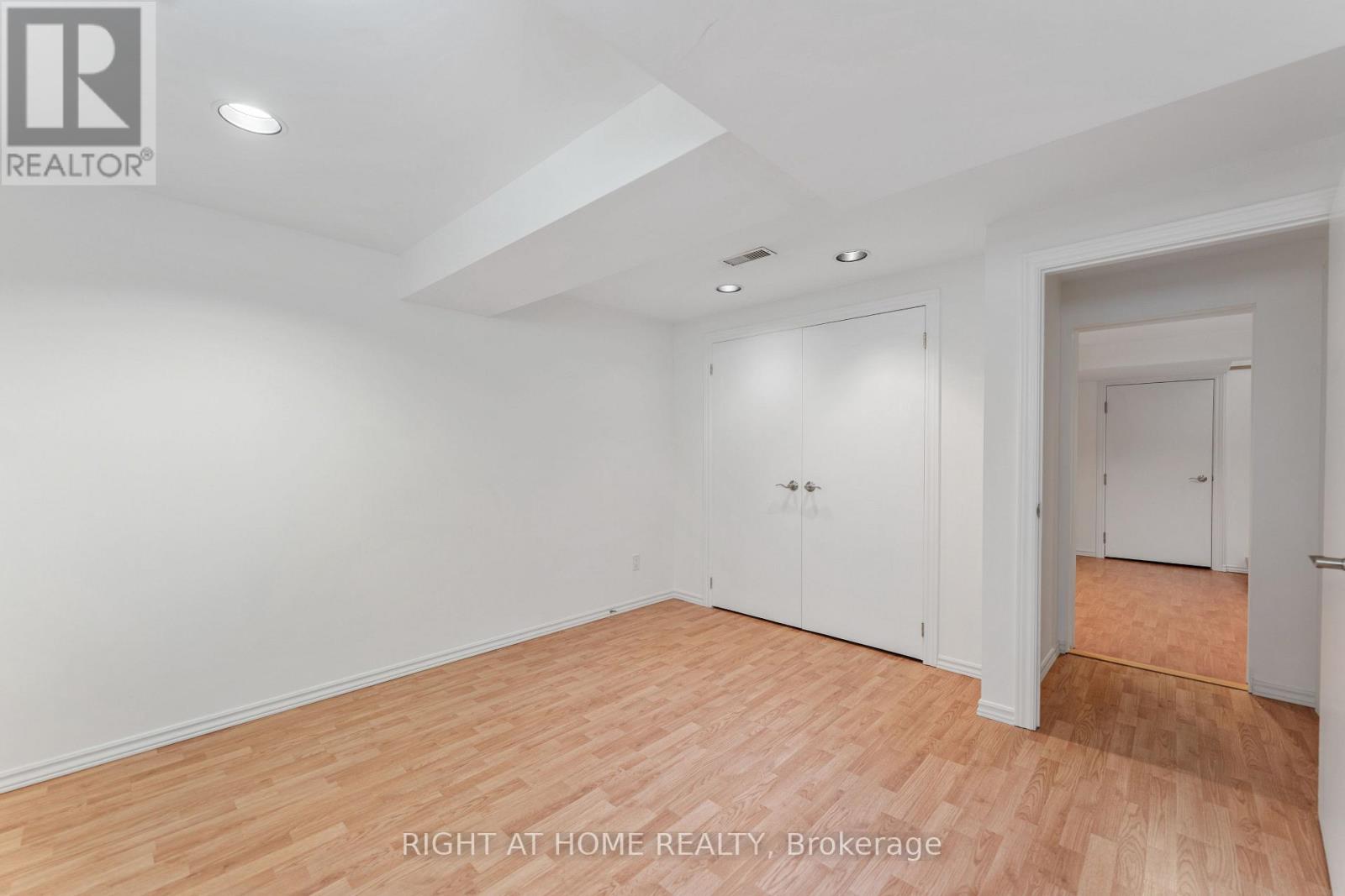 49 Tottenham Road, Toronto, Ontario  M3C 2J5 - Photo 30 - C13704312