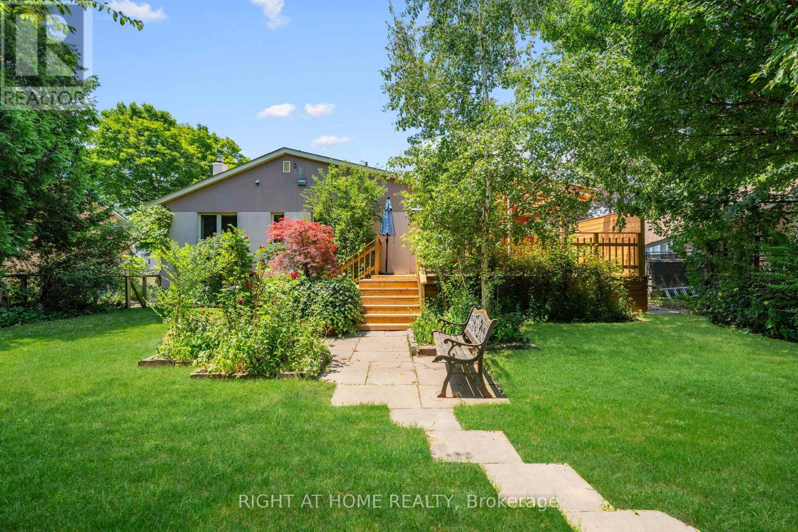 49 Tottenham Road, Toronto, Ontario  M3C 2J5 - Photo 39 - C13704312