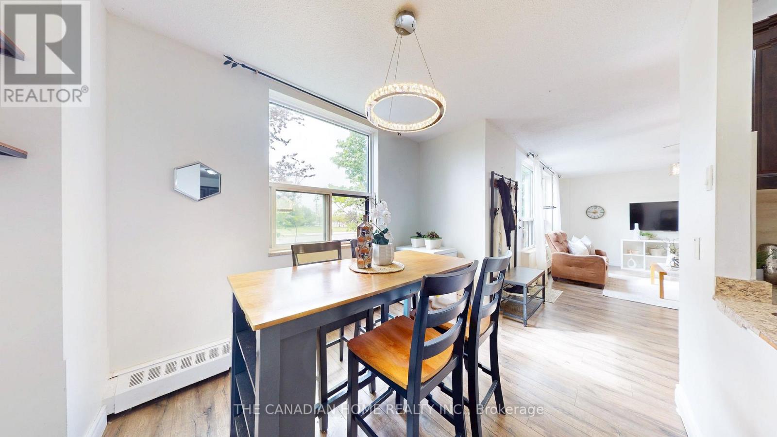 115 - 1055 A Forestwood Drive, Mississauga, Ontario  L5C 2T8 - Photo 8 - W13704302