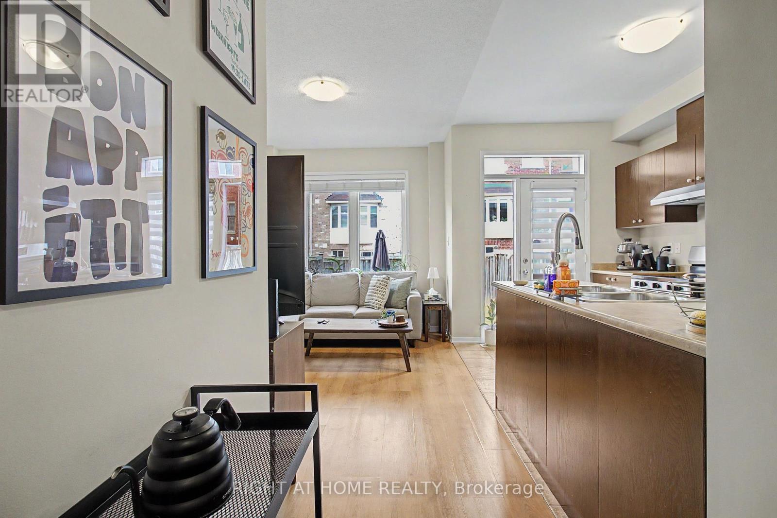 2051 Fiddlers Way, Oakville, Ontario  L6M 0M4 - Photo 12 - W13704306