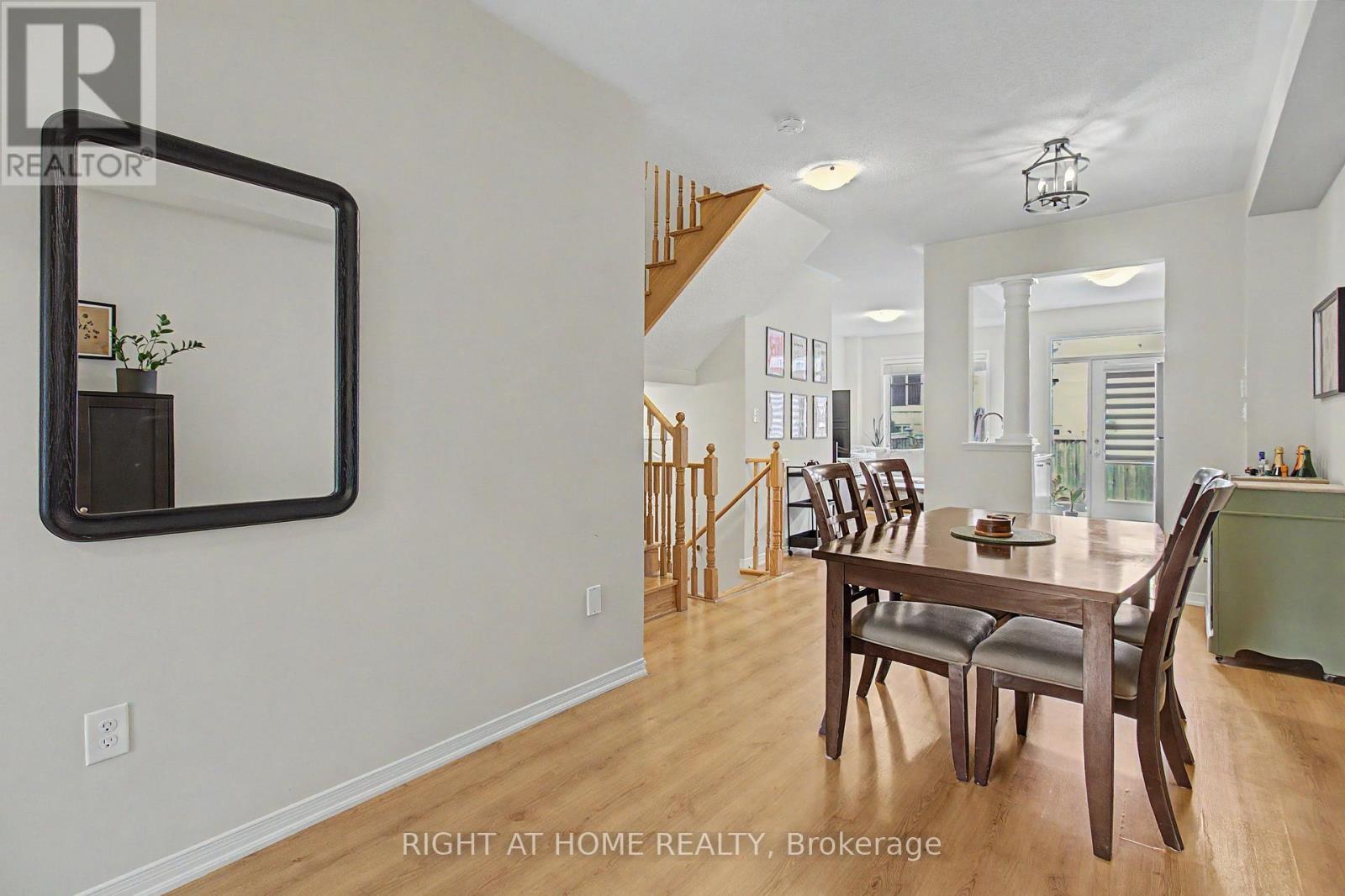 2051 Fiddlers Way, Oakville, Ontario  L6M 0M4 - Photo 8 - W13704306