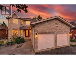 68 GRACE CRESCENT, Barrie, Ontario