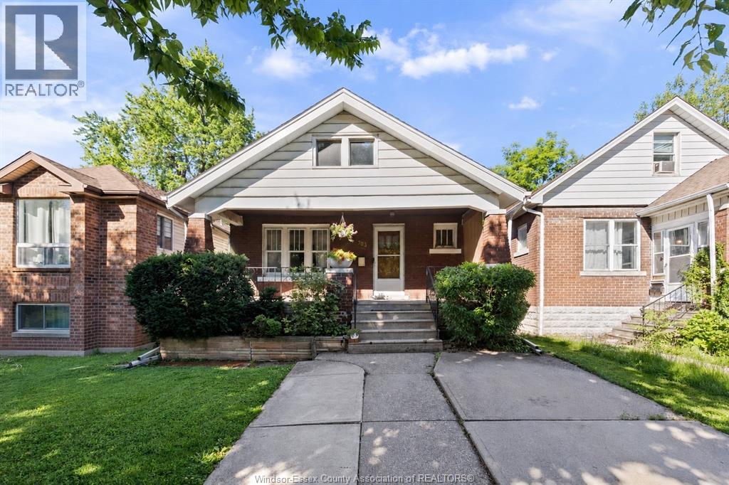 703 RANDOLPH, Windsor, Ontario