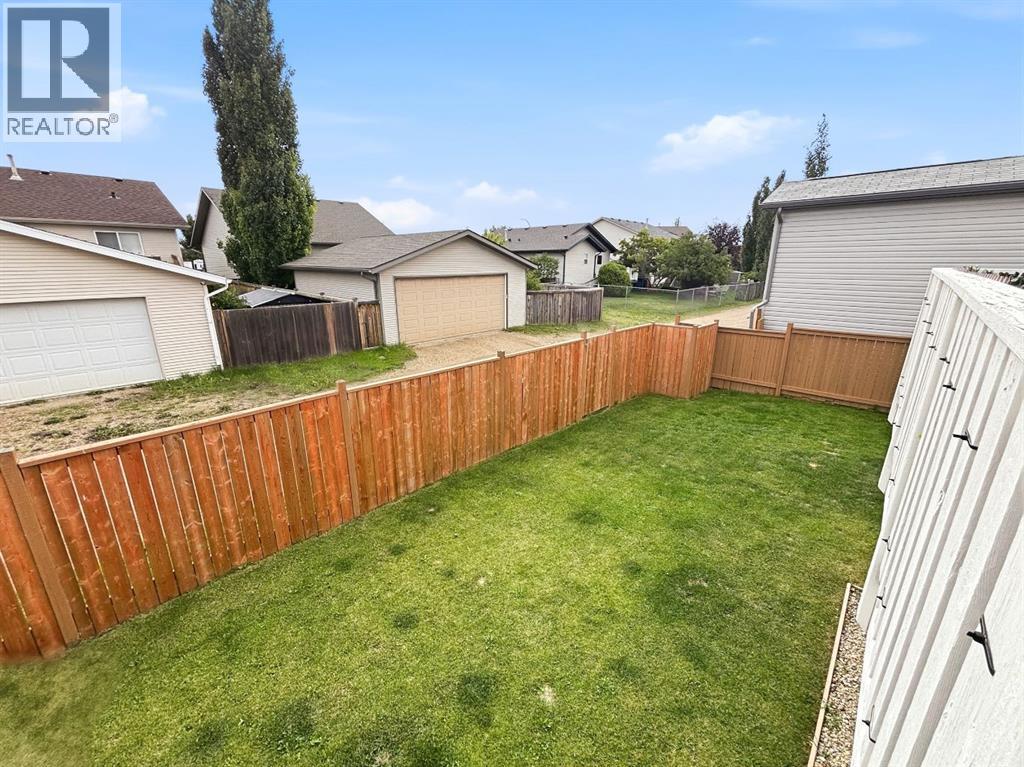 355 Duston Street, Red Deer, Alberta  T4R 3J9 - Photo 33 - A2336051