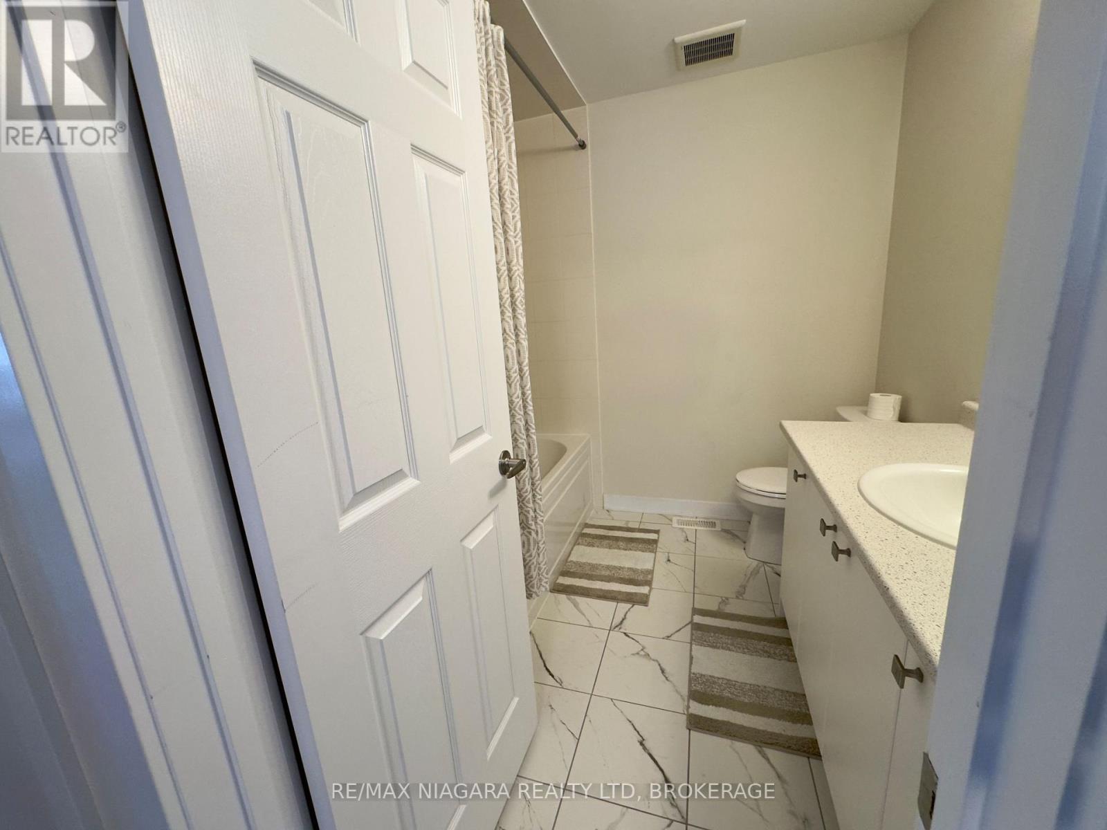 Upper - 21 Keelson Street, Welland, Ontario  L3B 0M2 - Photo 5 - X13704304