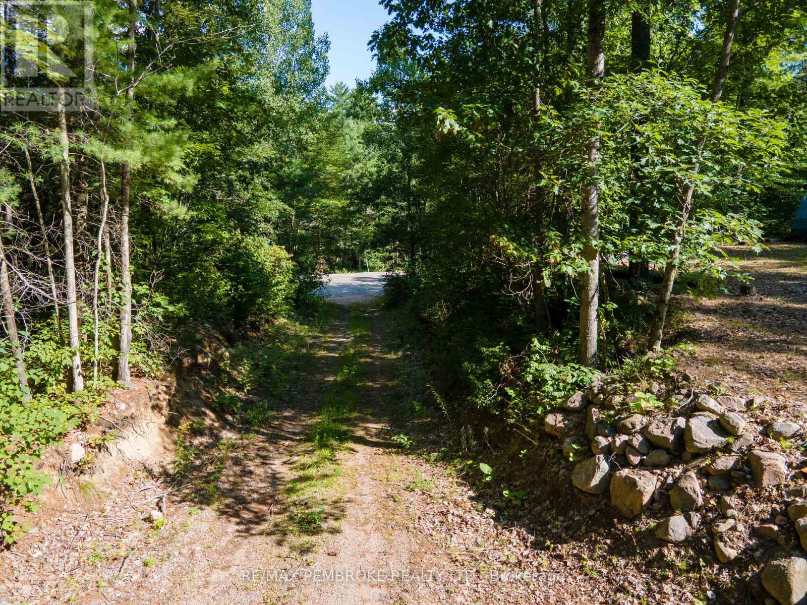 5032 Round Lake Road, Hagarty And Richards, Ontario  K0J 2A0 - Photo 10 - X13704348