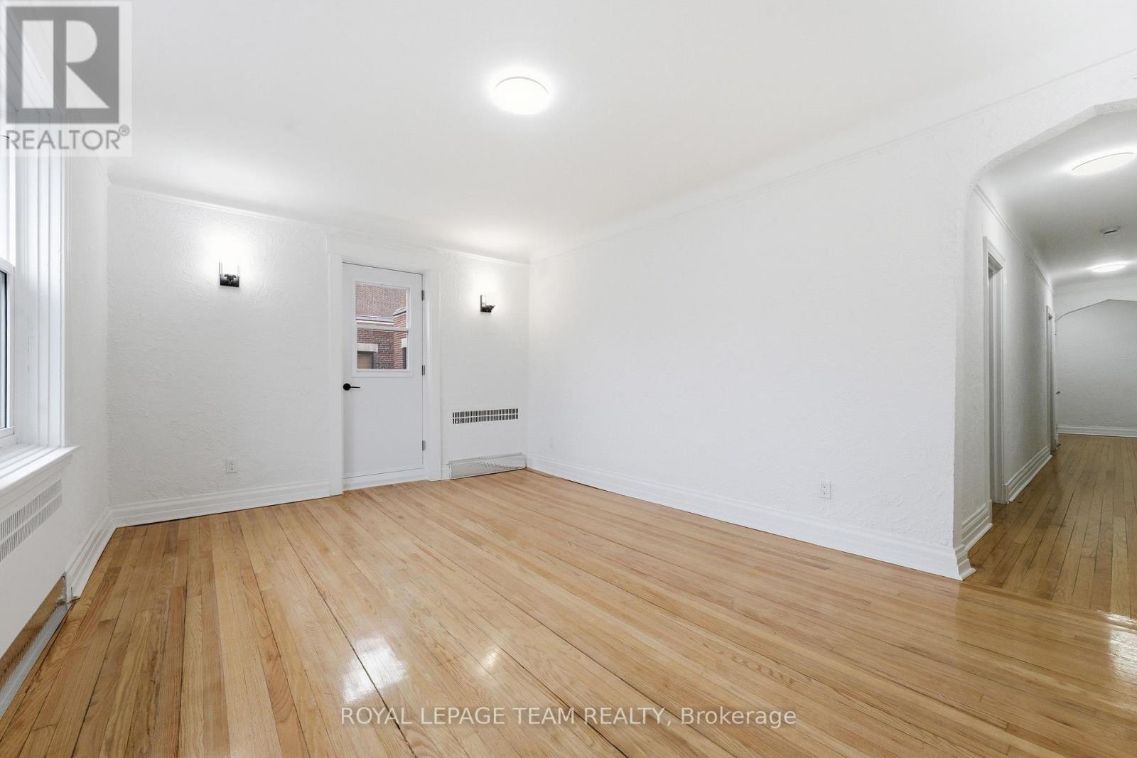 30 - 235 Cooper Street, Ottawa, Ontario  K2P 1L7 - Photo 3 - X13704350