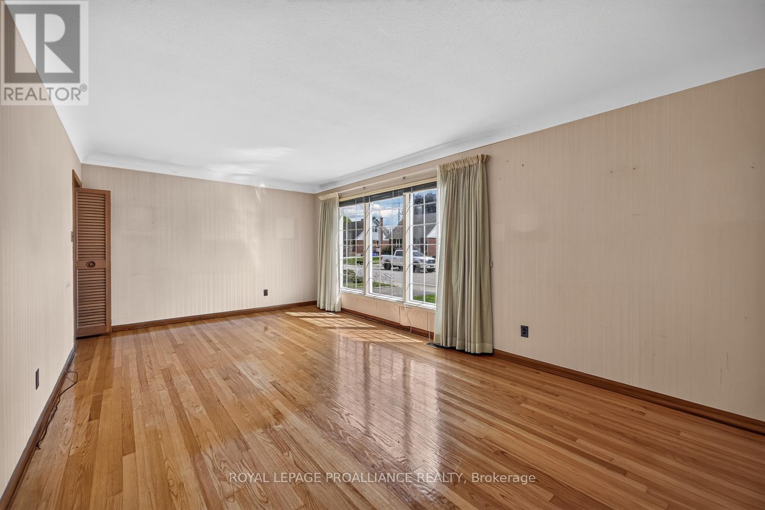 402 Linda Street, Prescott, Ontario  K0E 1T0 - Photo 5 - X13704354