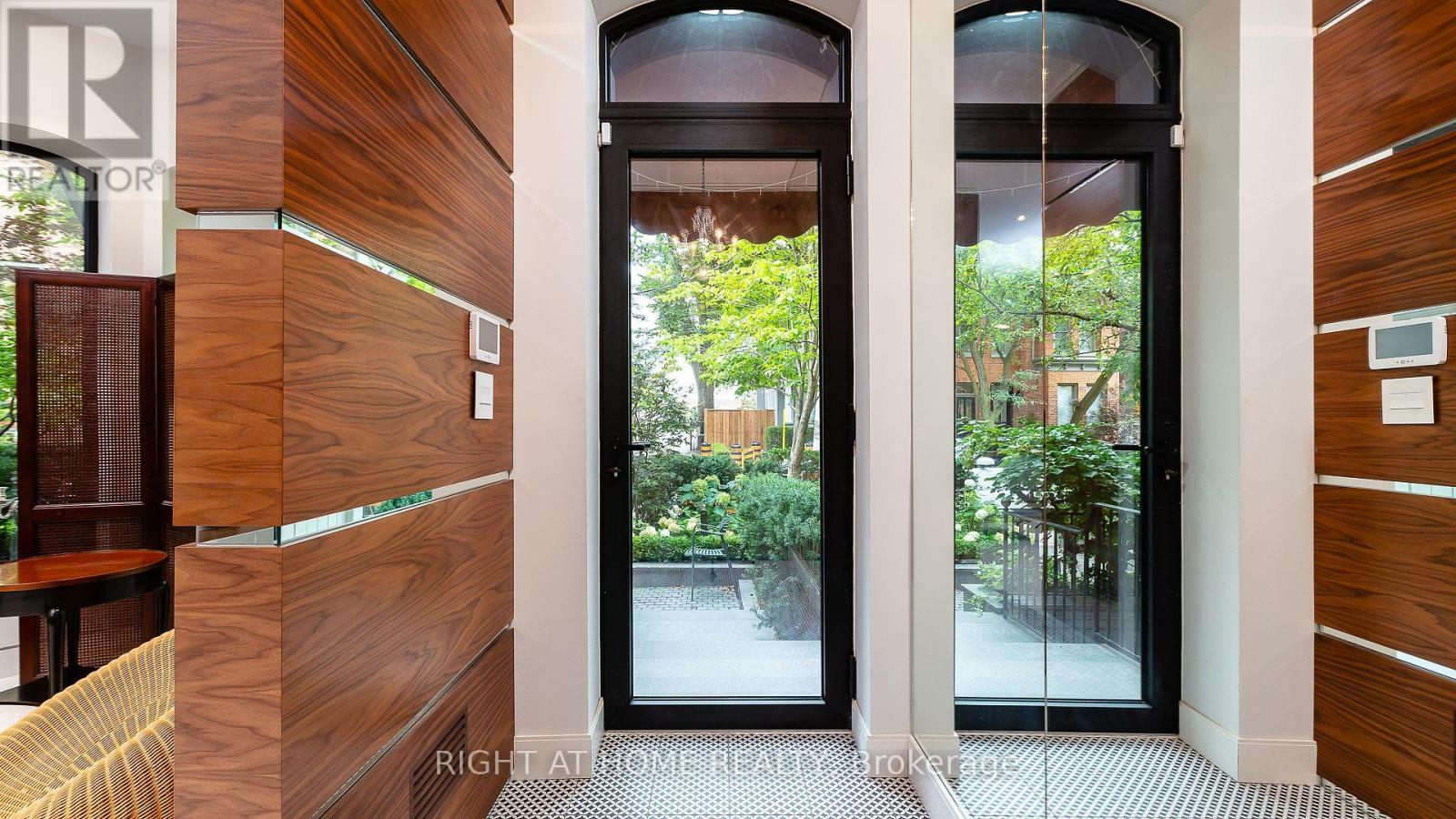 53 Hazelton Avenue, Toronto (Annex), Ontario  M5R 2E3 - Photo 6 - C13704334