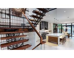 53 HAZELTON AVENUE, Toronto, Ontario