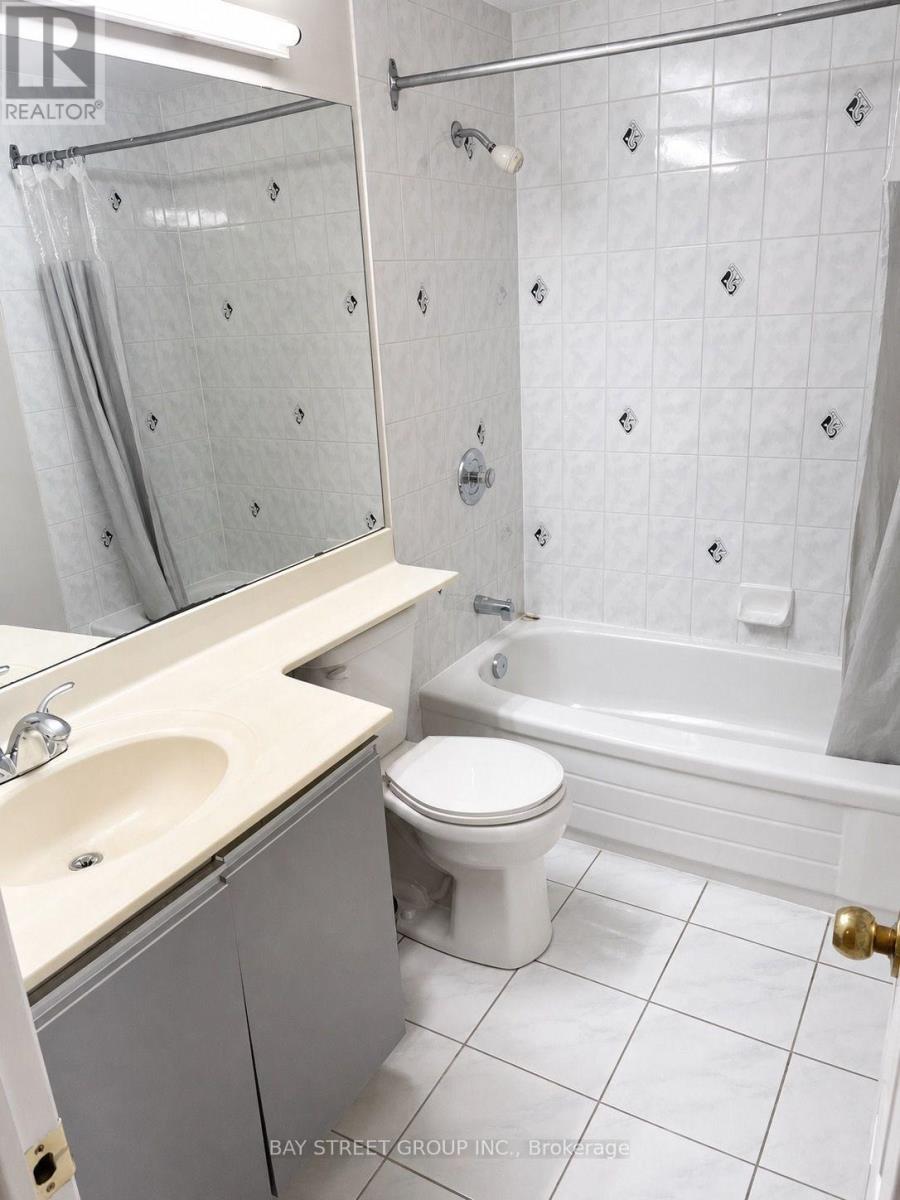 Bsmt - 21 Larratt Lane, Richmond Hill (Westbrook), Ontario  L4C 9J1 - Photo 6 - N13704352