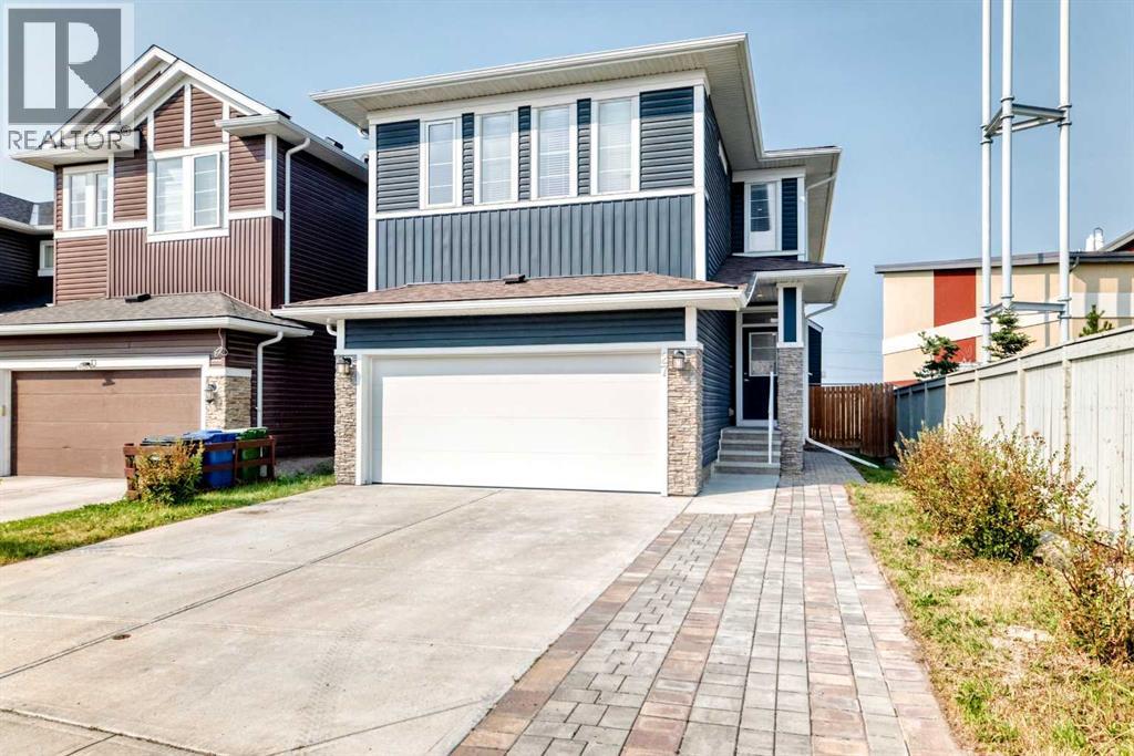 27 Redstone Heights NE, calgary, Alberta