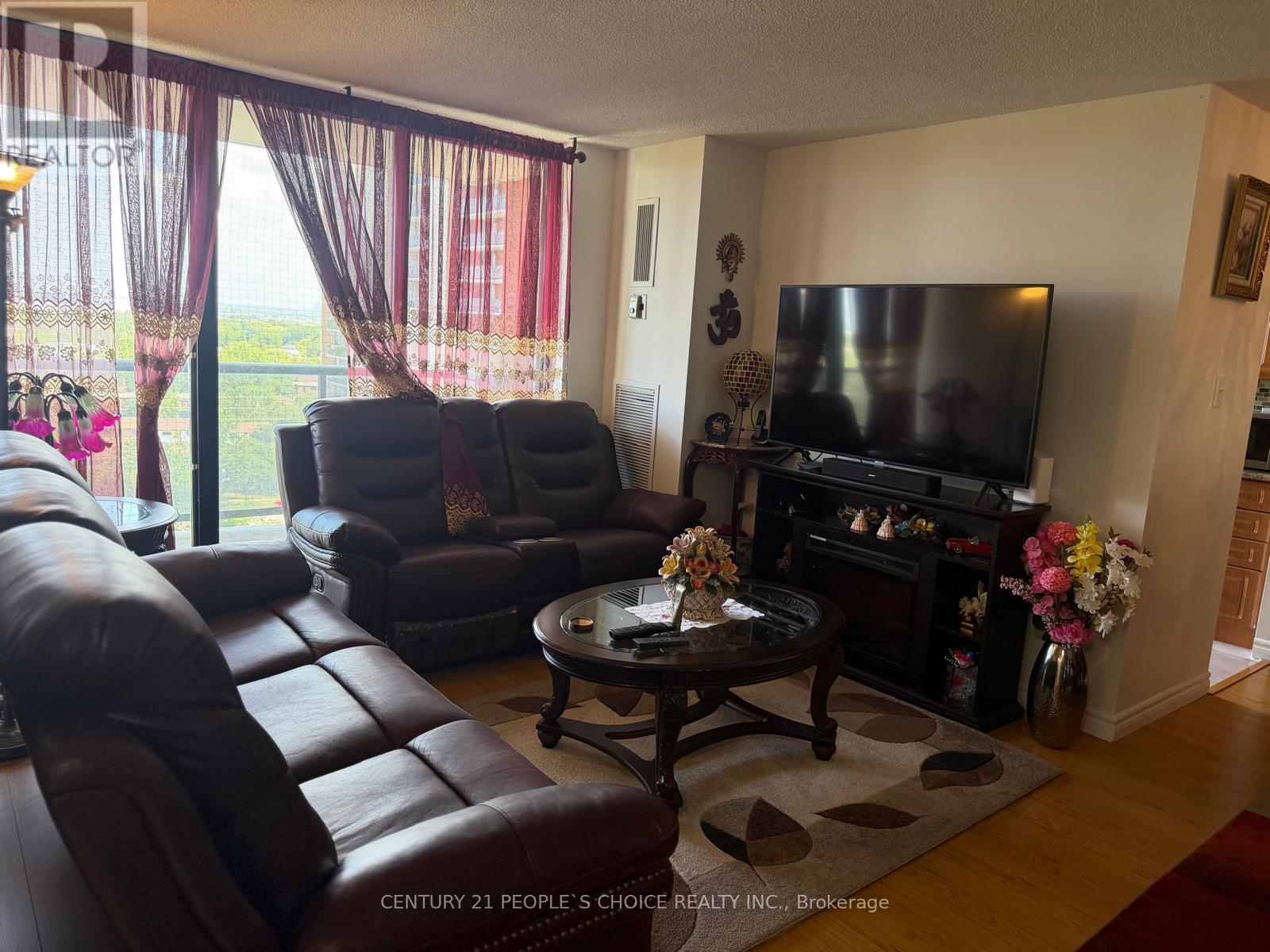 1205 - 17 Knightsbridge Road, Brampton, Ontario  L6T 3X9 - Photo 5 - W13703892
