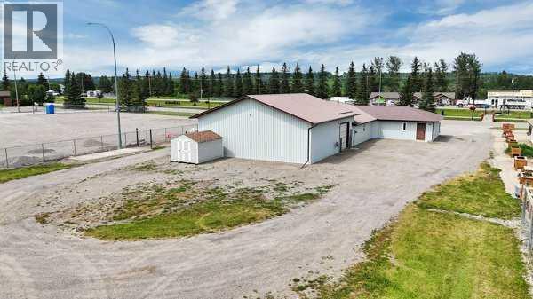 709 Main Avenue W, Sundre, Alberta T0M 1X0 - Photo 12 - A2337583